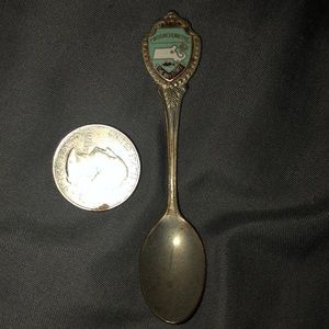 Massachusetts collectors spoon